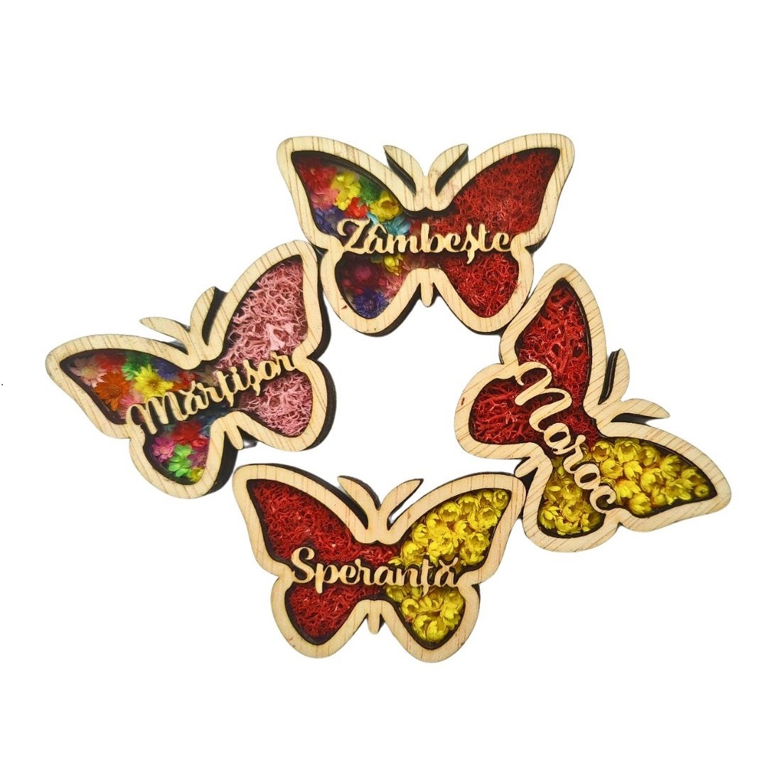 Fluture cu flori, licheni si mesaj –Martisor artizanal de lemn cu magnet - Image 4